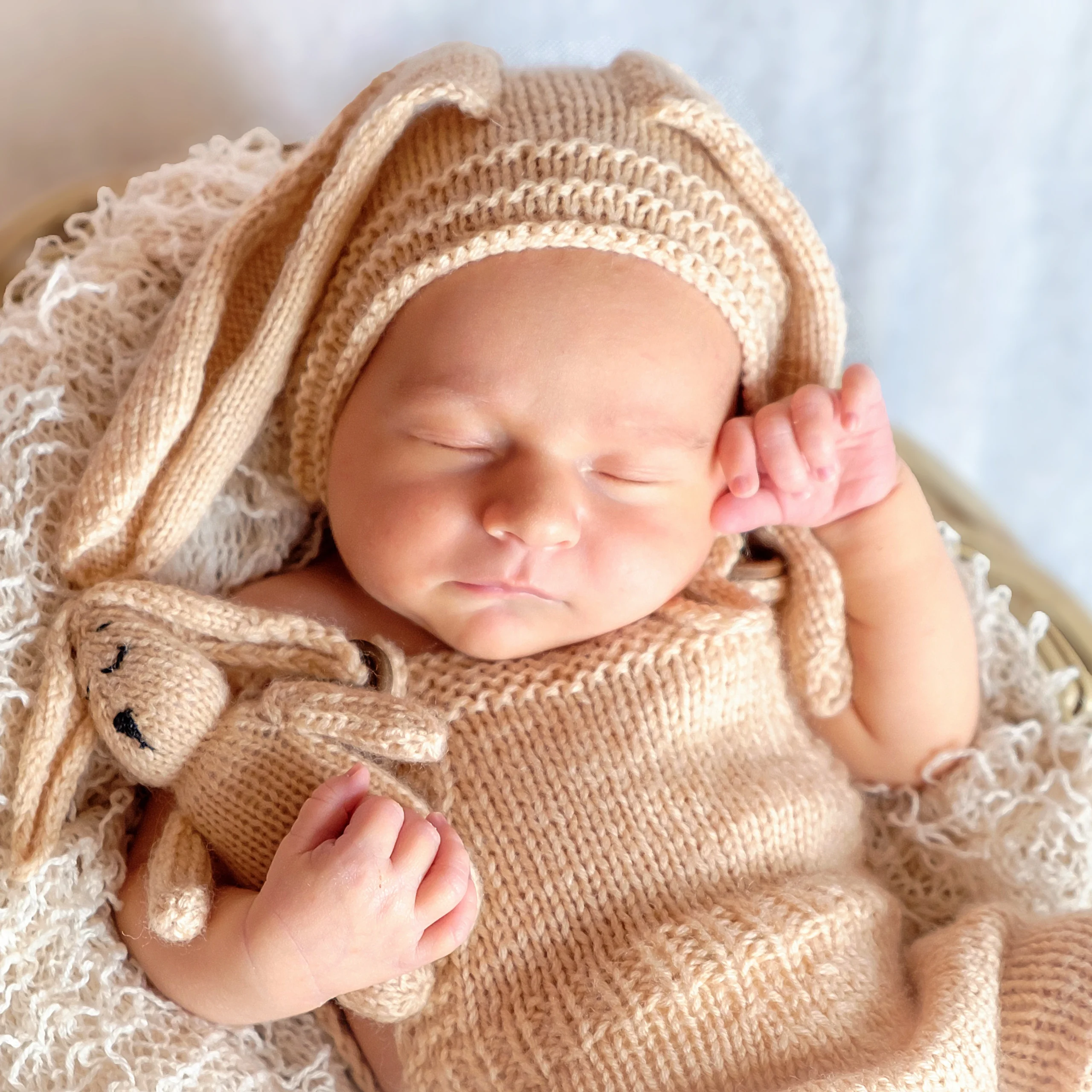 bebe-durmiendo-tranquilo-ferula-ortopedica-nocturna